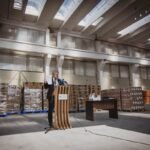 Primarul Sectorului 1 cu tabeletele