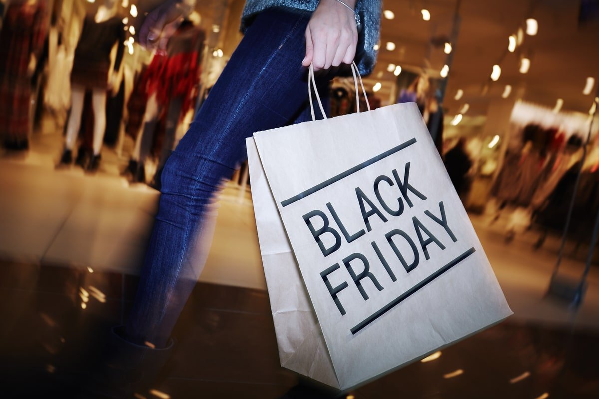 4 lucruri INEDITE care pot fi achizitionate de BLACK FRIDAY cu reduceri FRUMOASE