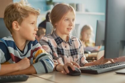copii tehnologie