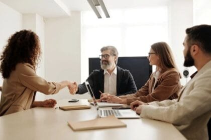 intalnire business