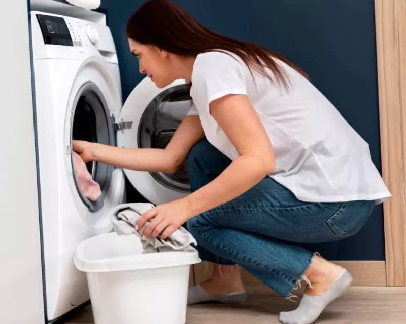 cand-masina-de-spalat-iti-da-batai-de-cap-ce-faci