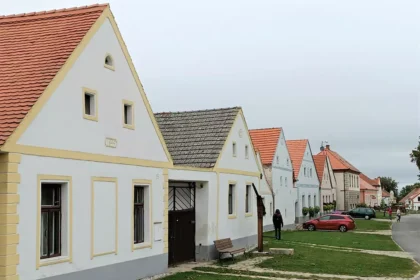 Cinci motive să alegi iluminatul solar pentru comuna ta