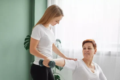 recupereazate-mai-repede-si-mai-usor-cu-kinetoterapie-la-domiciliu