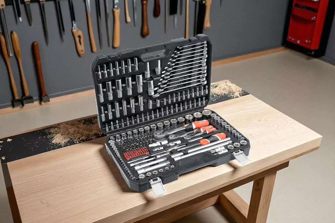 Trusa scule Yato 216 piese