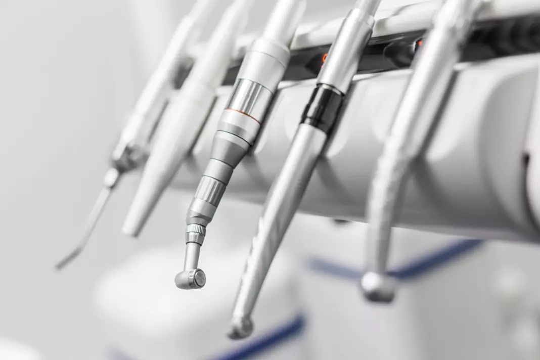 importana-calitii-unei-freze-dentare-n-succesul-i-eficiena-tratamentului