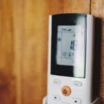 achizitii-inteligente-cum-sa-alegi-accesoriile-perfecte-pentru-confort-cu-incalzirea-in-pardoseala