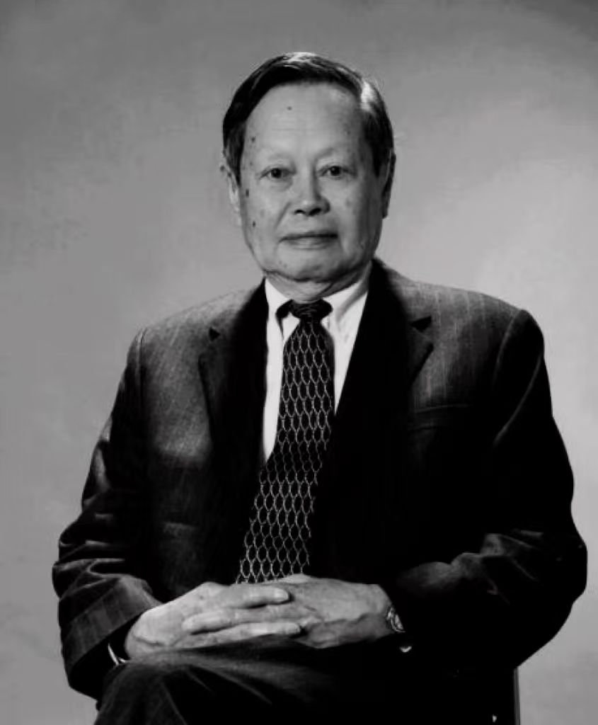 Yang Chenning, laureat al Premiului Nobel, a decedat