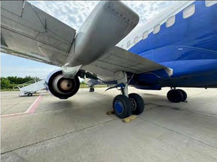 Trei avioane care aparțineau companiei Blue Air s-au adjudecat prin platforma de licitații azitis.com cu peste 140.000 euro, în total