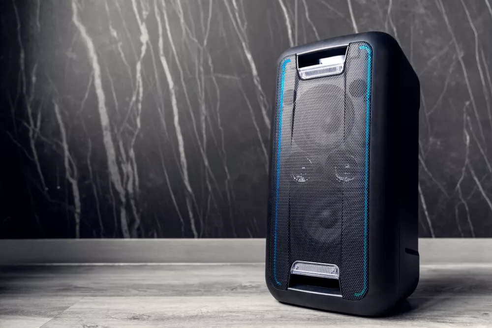 sunet-profesional-acas-cum-transformi-livingul-ntrun-mini-studio-cu-boxe-active