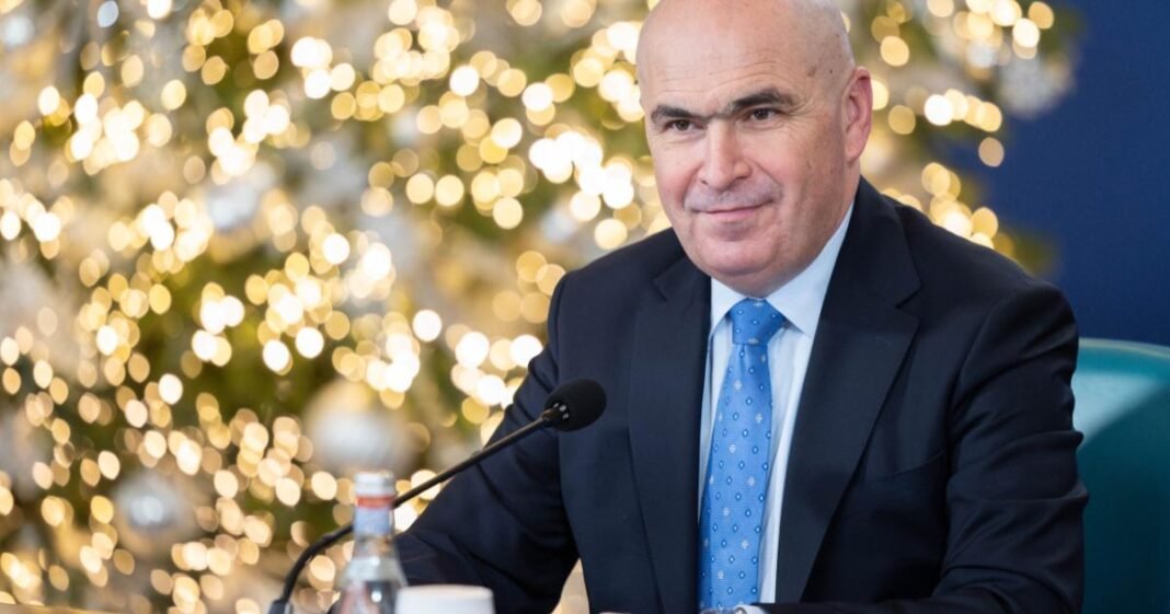 Mesajul premierului Ilie Bolojan de Anul Nou: Anul viitor am încredere că putem depăși greutățile și să facem din România un loc în care fiecare să-și poată clădi un viitor mai bun