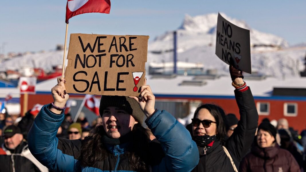 „Nu suntem de vânzare”: Groenlandezii reacționează cu teamă și indignare la intențiile administrației Trump