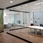 cat-economiseti-investind-in-pereti-mobili