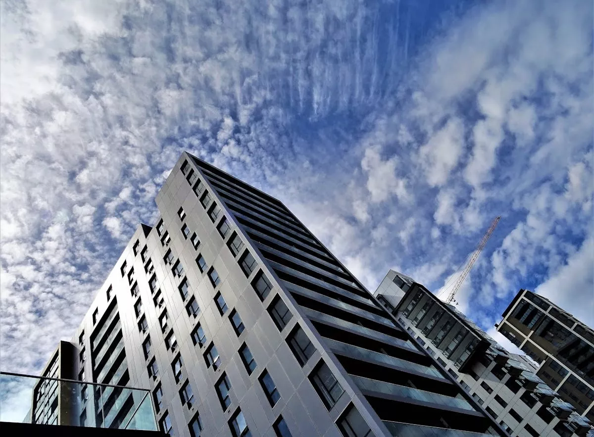 managementul-accesului-si-integritatea-infrastructurii-cladirilor