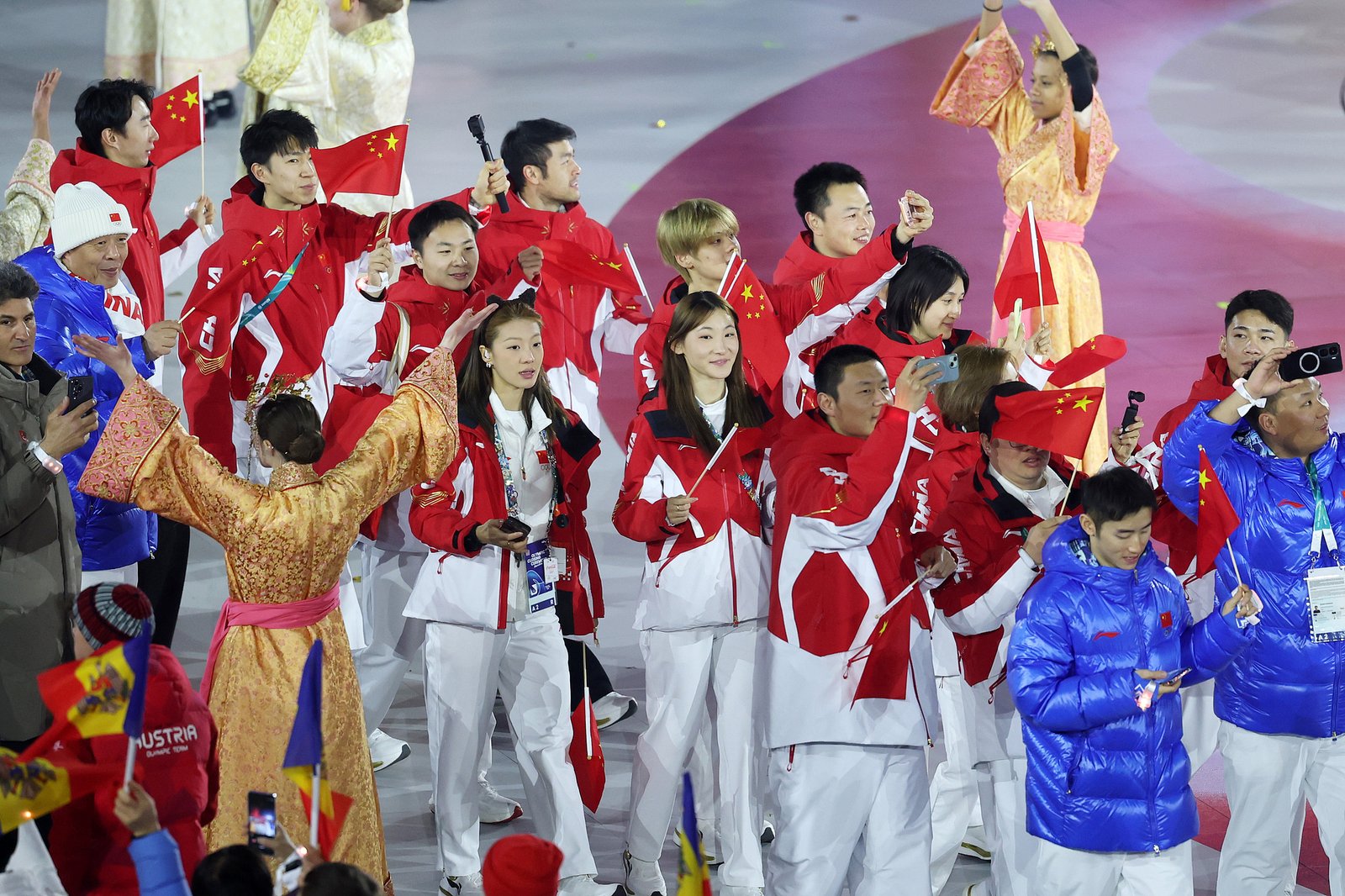 Comitetul Central al PCC și Consiliul de Stat au felicitat sportivii chinezi la Jocurile Olimpice de Iarnă