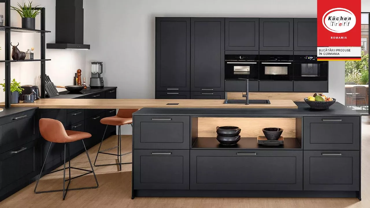 mobila-bucatarie-pe-colt-la-comanda