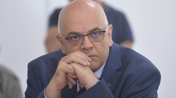 Percheziţii la Departamentul pentru Situații de Urgență, telefoane ridicate de la conducere