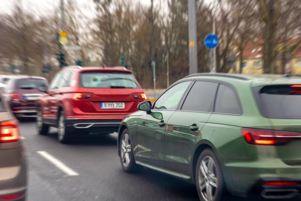 România, încă “pe contrasens”: șoferii vor măsuri mai dure în trafic