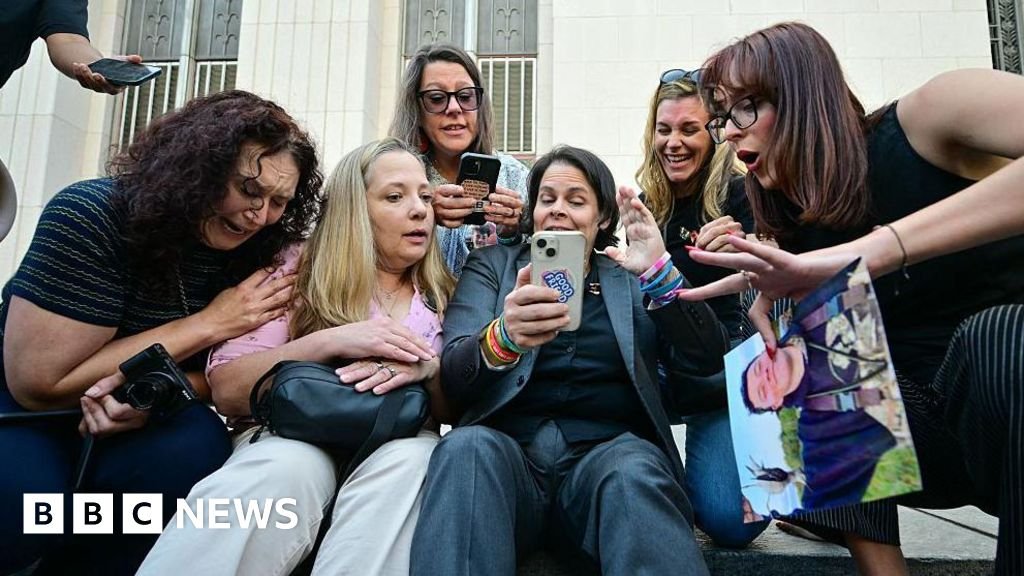 Meta și YouTube, găsite vinovate într-un proces istoric privind dependența de rețelele sociale