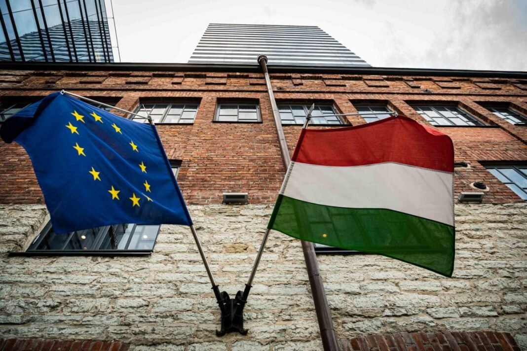 Politico: UE limitează informaţiile sensibile spre Ungaria din cauza temerilor legate de scurgeri de informaţii către Rusia