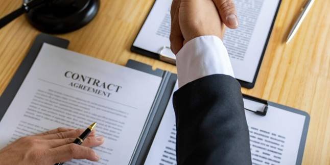 Fuziuni și achiziții de companii: Rolul avocatului specializat și asistență juridică în vânzarea și cumpărarea unei afaceri