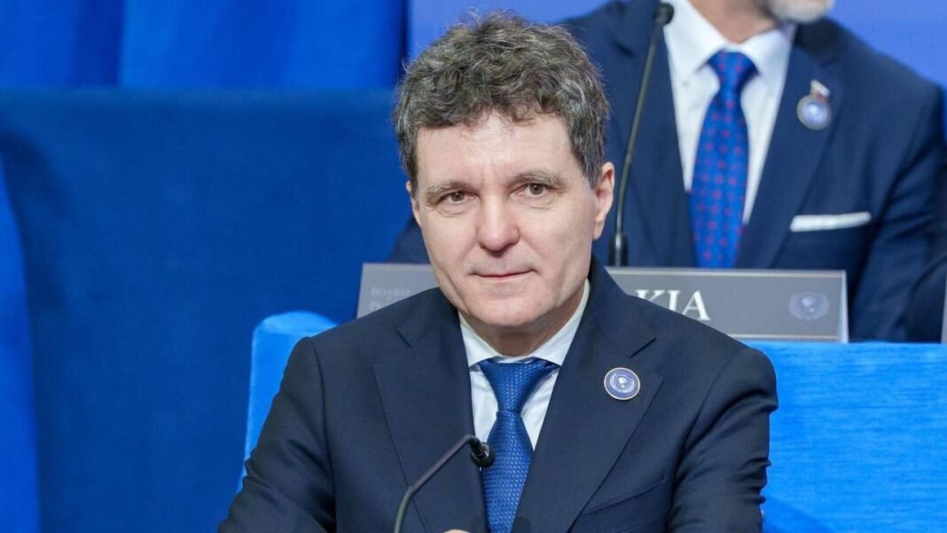 A reacţionat Nicuşor Dan. Zice să stăm liniştiţi, că suntem în siguranţă