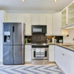 5-factori-esentiali-cand-alegi-intre-un-frigider-side-by-side-si-o-combina-frigorifica