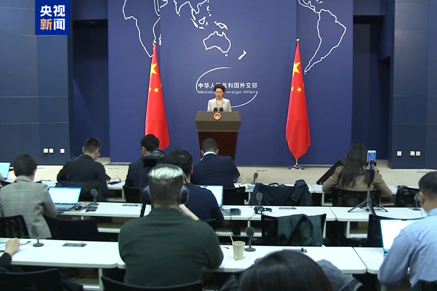 China îndeamnă la încetarea focului în Iran și la protejarea căilor navigabile internaționale