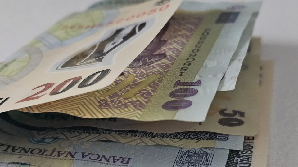 Guvernul a aprobat ”Pachetul de Solidaritate”: 2,9 milioane de pensionari cu venituri de până la 3.000 de lei inclusiv vor primi ajutor financiar