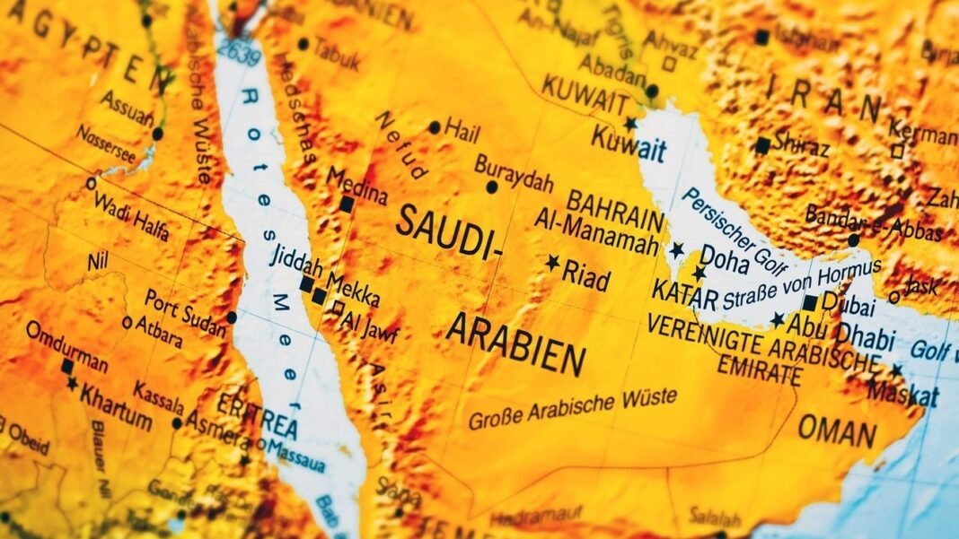 Iranul a ameninţat cu blocarea Mării Roşii dacă SUA îşi menţin blocada