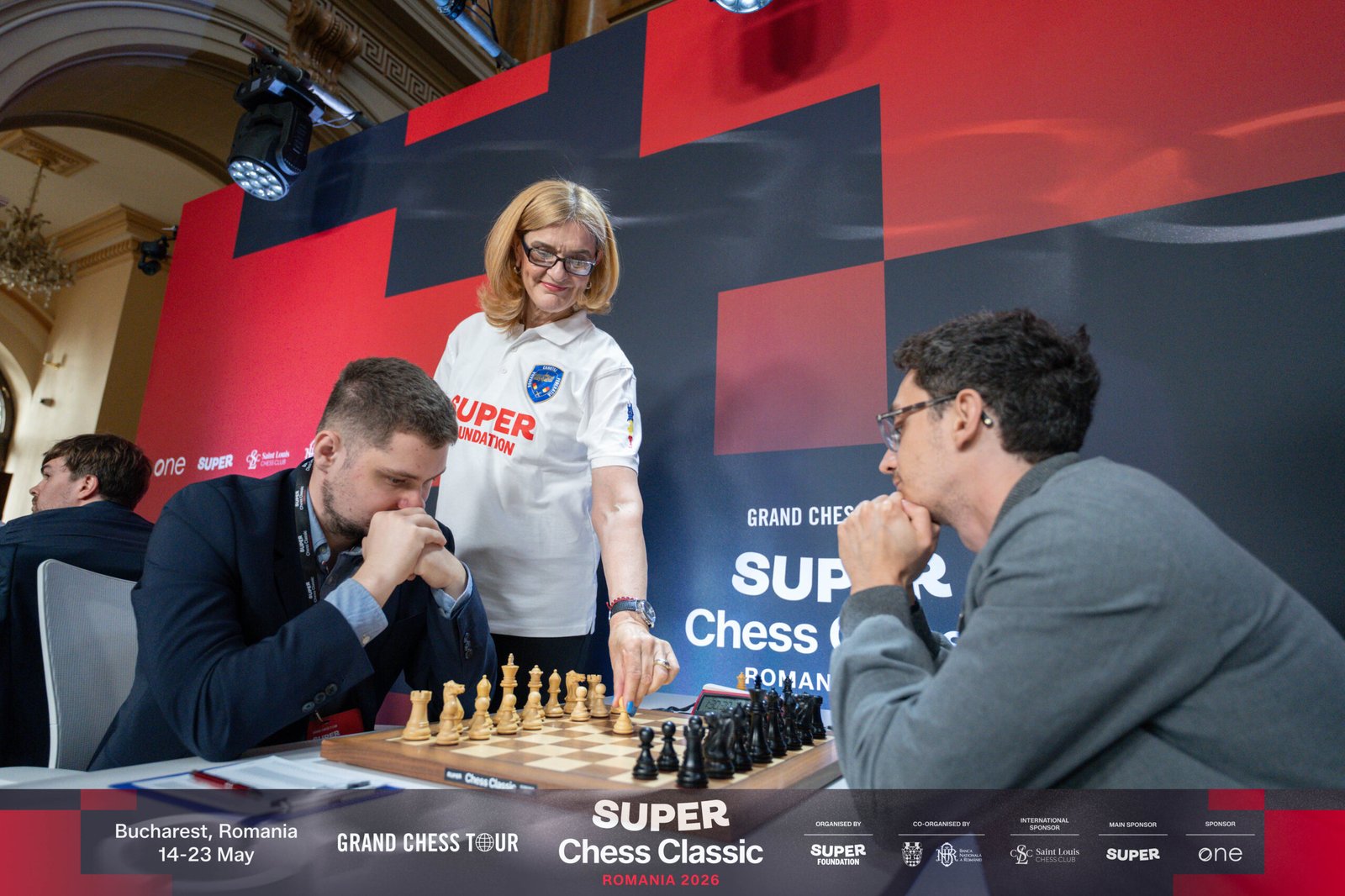 Zi de remize la Super Chess Classic România 2026: clasamentul rămâne neschimbat după runda V