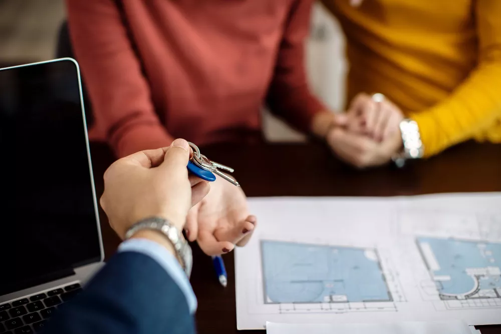 contract imobiliare
