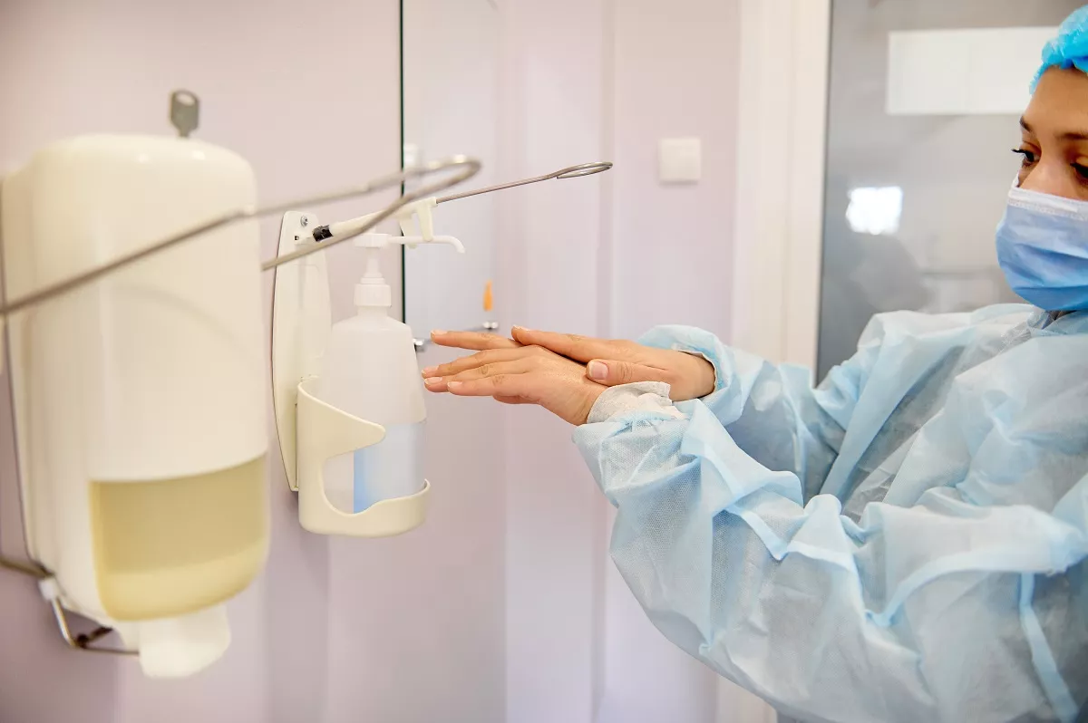 dezinfectanti pentru maini de la Klintensiv