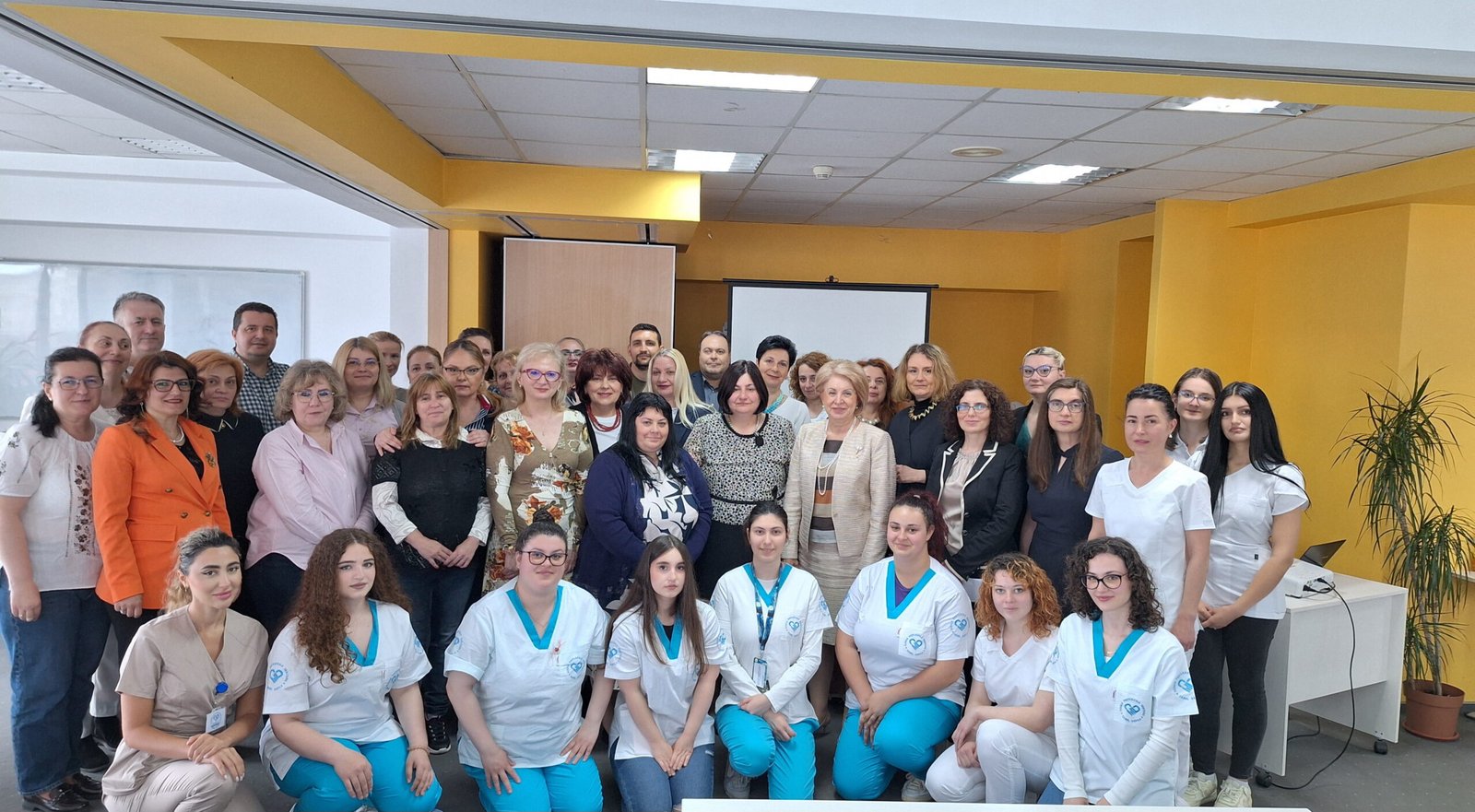 Proiectul educațional „Ambasadorii Sănătății”, un demers dedicat promovării educației pentru sănătate și orientării tinerilor către cariera de asistent medical