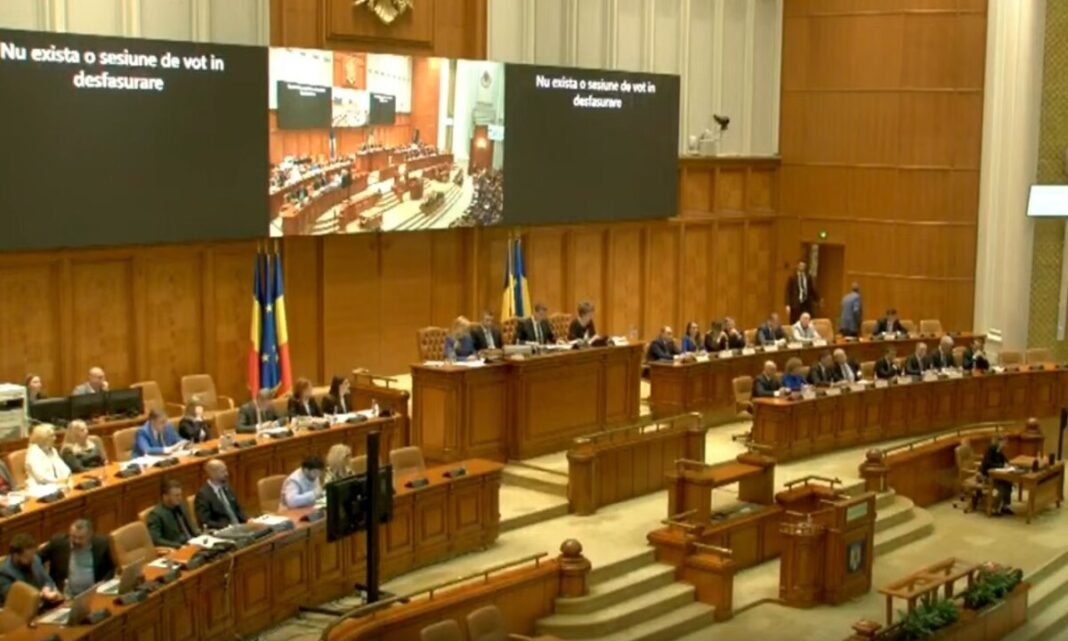 Guvernul Bolojan a fost demis. Moțiunea PSD – AUR a trecut