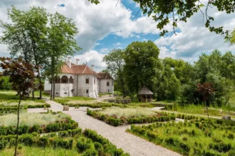 Castelul contelui Kálnoky Micloșoara
