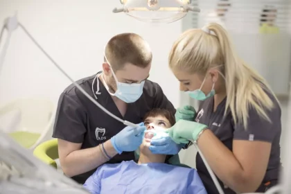 cum-alegi-clinica-potrivita-pentru-ingrijirea-dentara