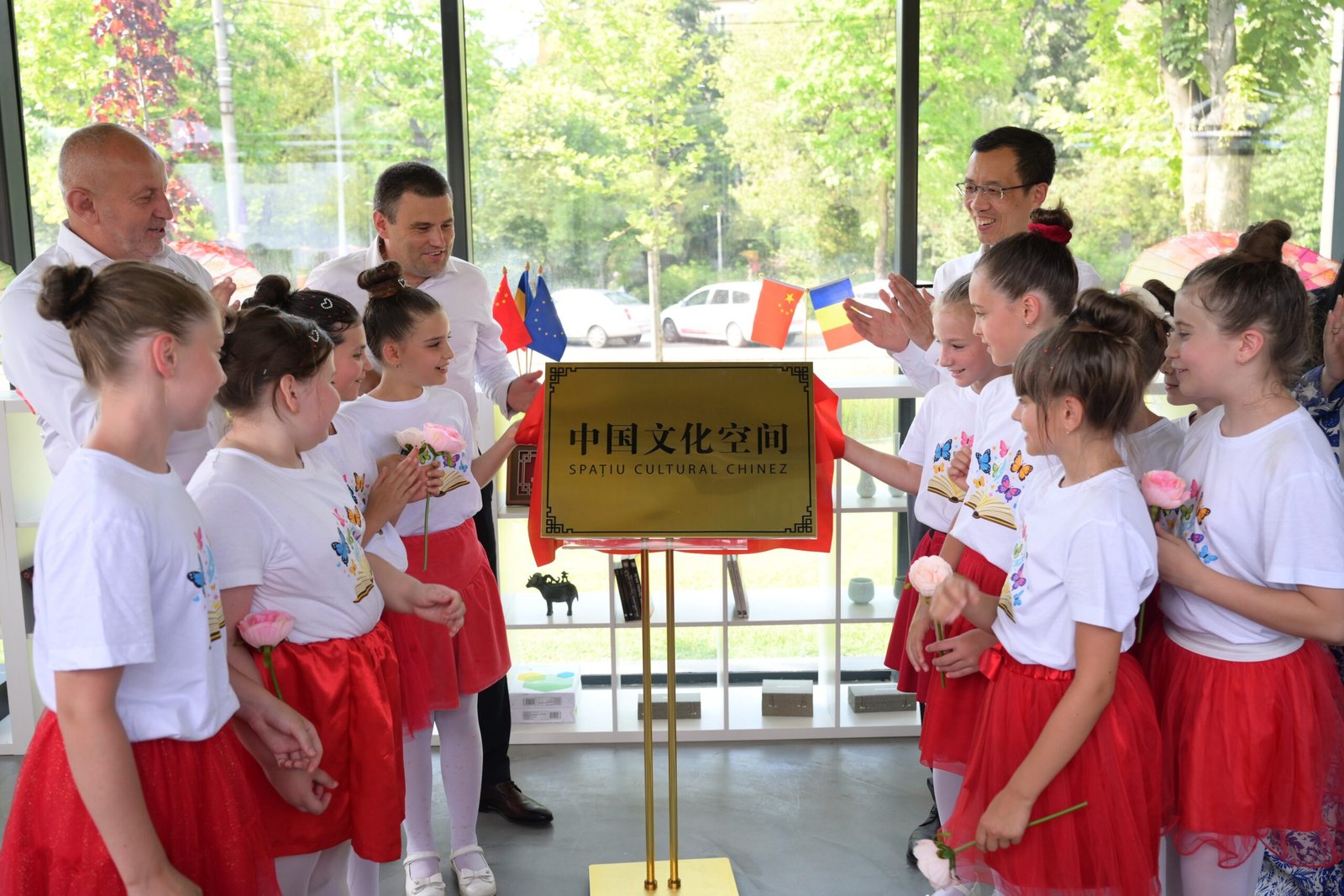 Spațiul Cultural Chinezesc „Pavilionul Dragonului”, inaugurat la Baia Mare
