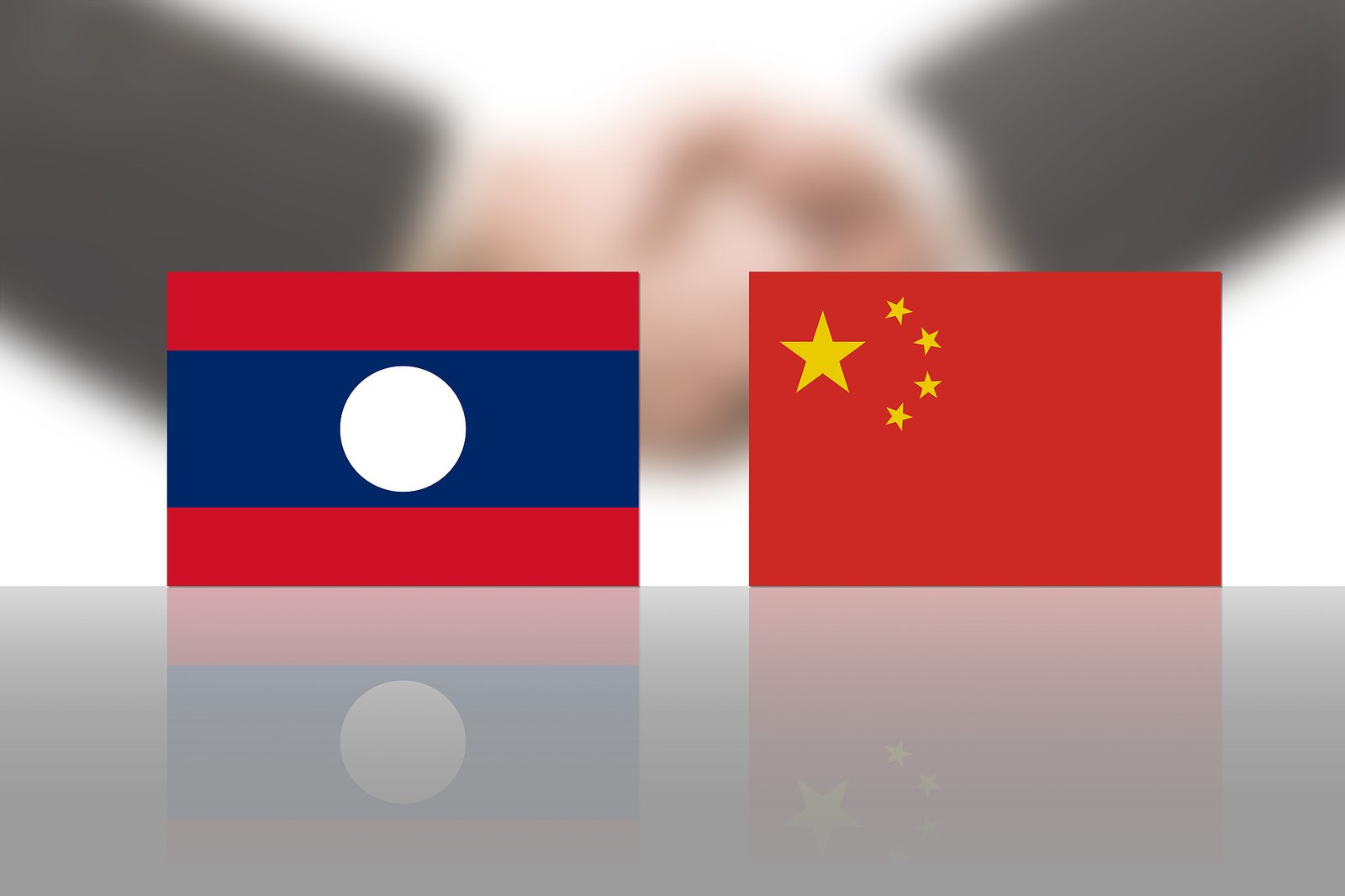 CMG a semnat documente de cooperare cu instituții din Laos