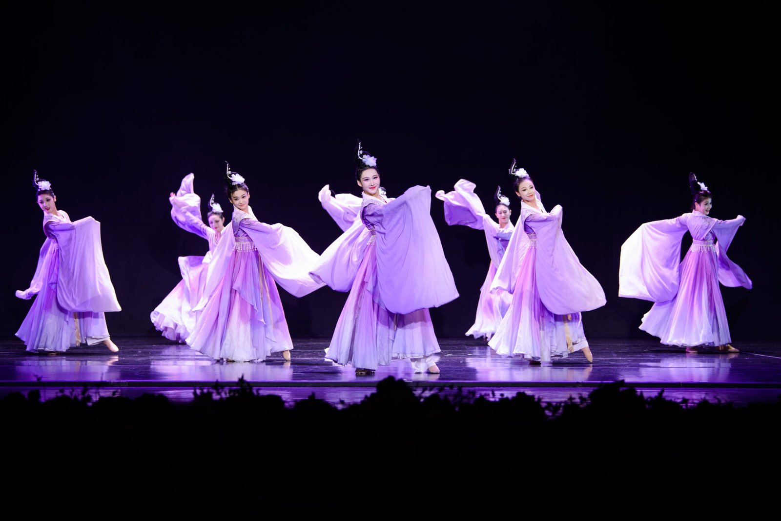 Spectacol de dans clasic chinezesc la București