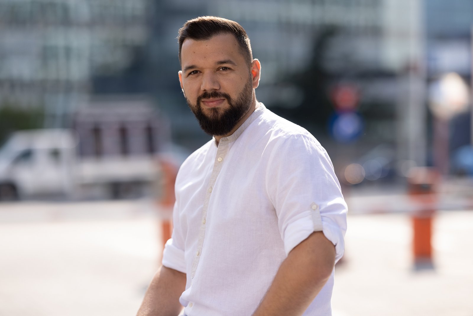 Viitoare reglementări europene ar putea schimba modul în care românii cumpără de pe platformele internaționale
