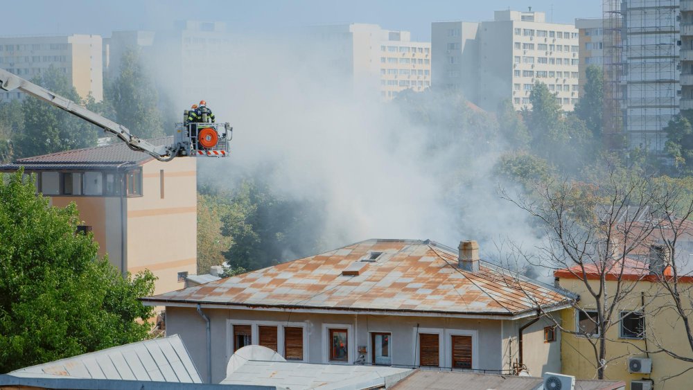 Peste o mie de locuințe afectate de incendii au fost despăgubite în 2025