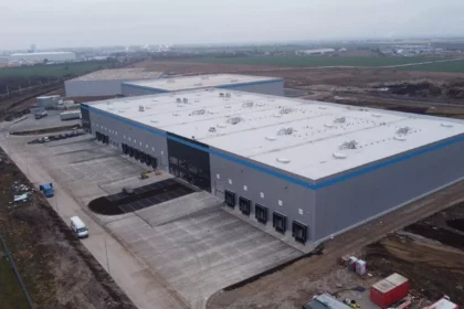 depozit logistic