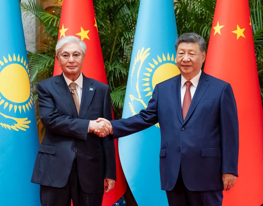 Xi Jinping și Kassym-Jomart Tokayev au discutat la Shanghai despre aprofundarea cooperării China-Kazahstan