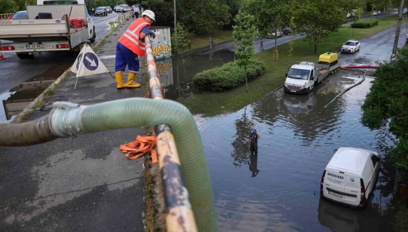 Apa Nova a intervenit cu echipe și utilaje suplimentare în teren, ca urmare a codurilor de vreme severă emise pentru Municipiul București