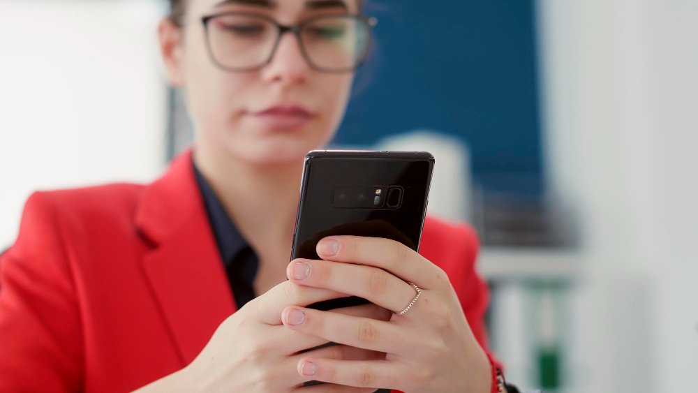 Kaspersky avertizează asupra escrocheriilor care vizează achiziționarea de servicii de date