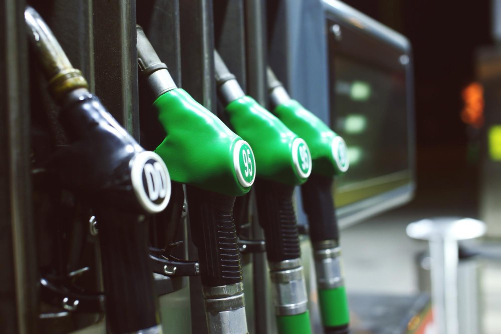 Consiliul Concurenței monitorizează evoluția prețurilor la carburanți