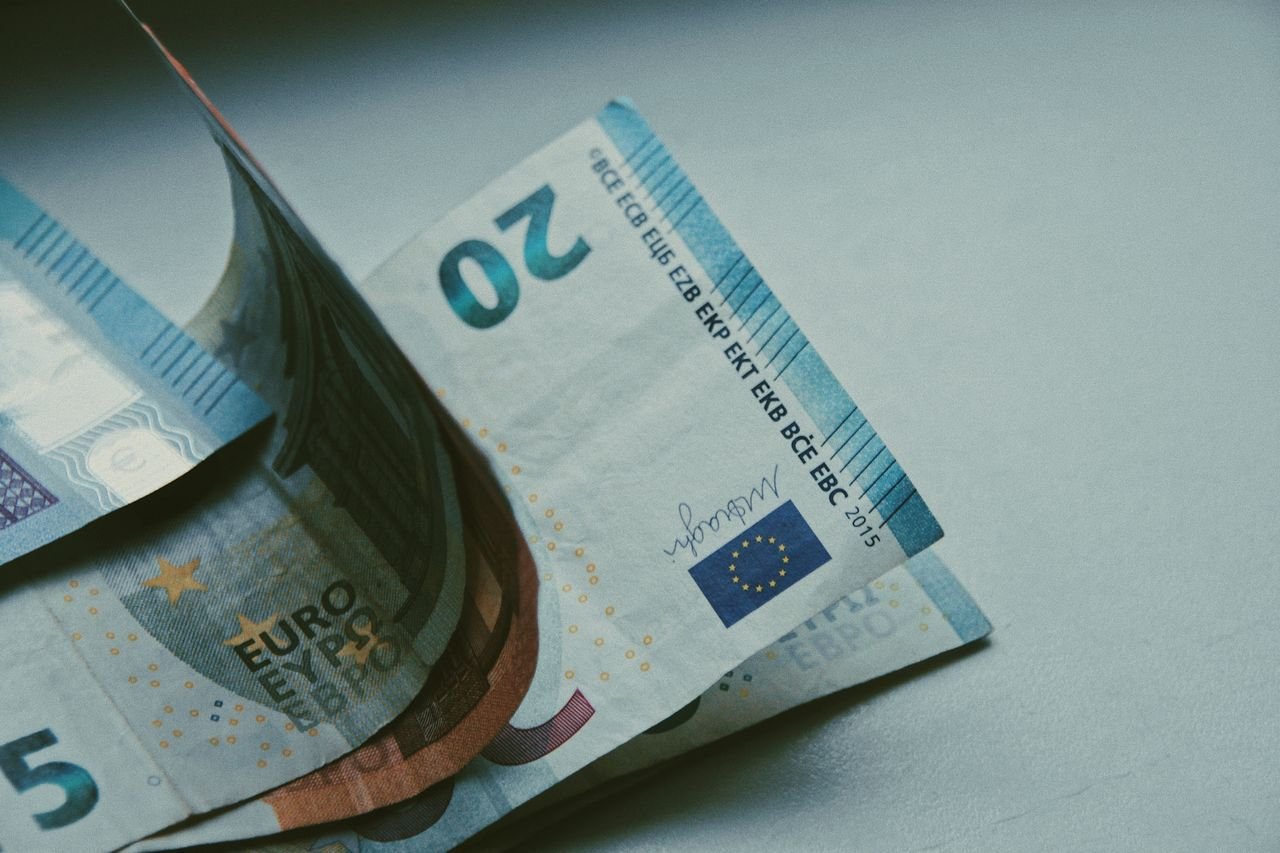 Capitalizarea insuficientă a companiilor – o vulnerabilitate a României, dar nu capitalul social la înființare rezolvă această problemă!