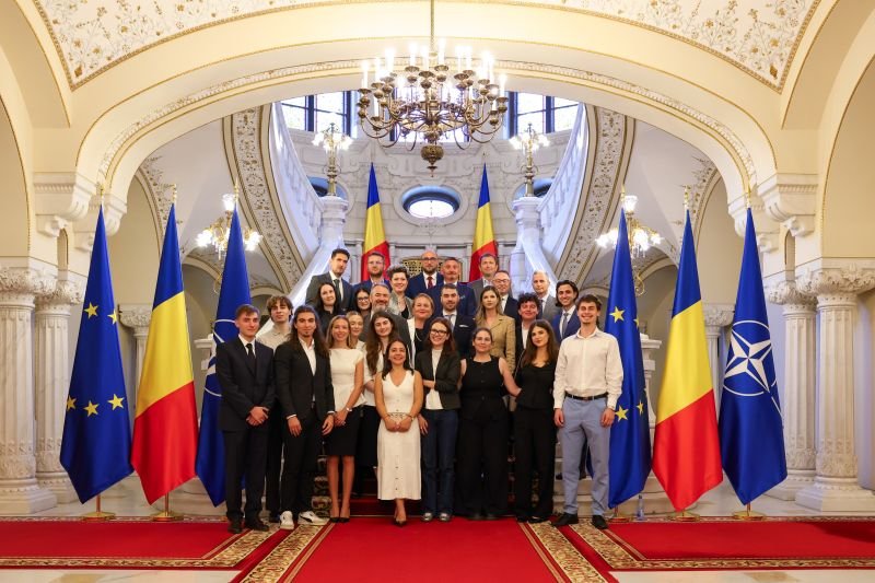 O nouă acțiune Cred în România: „Cum construim o comunitate de români excepționali de pretutindeni”