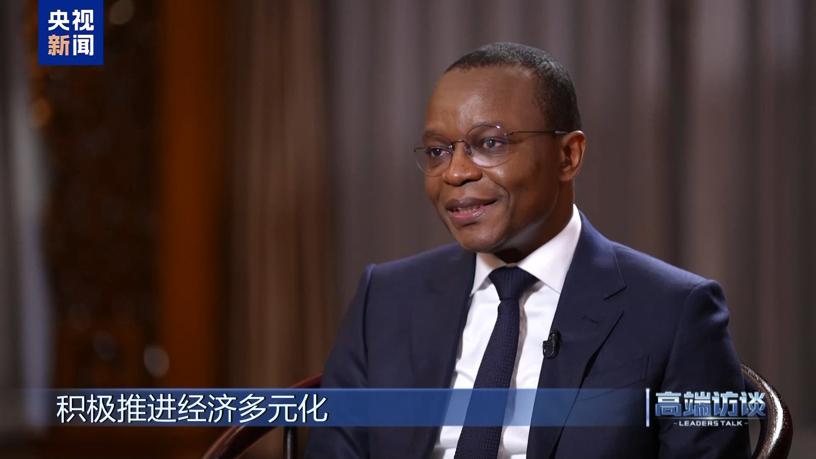Angola pune accent pe dezvoltarea relației cu China