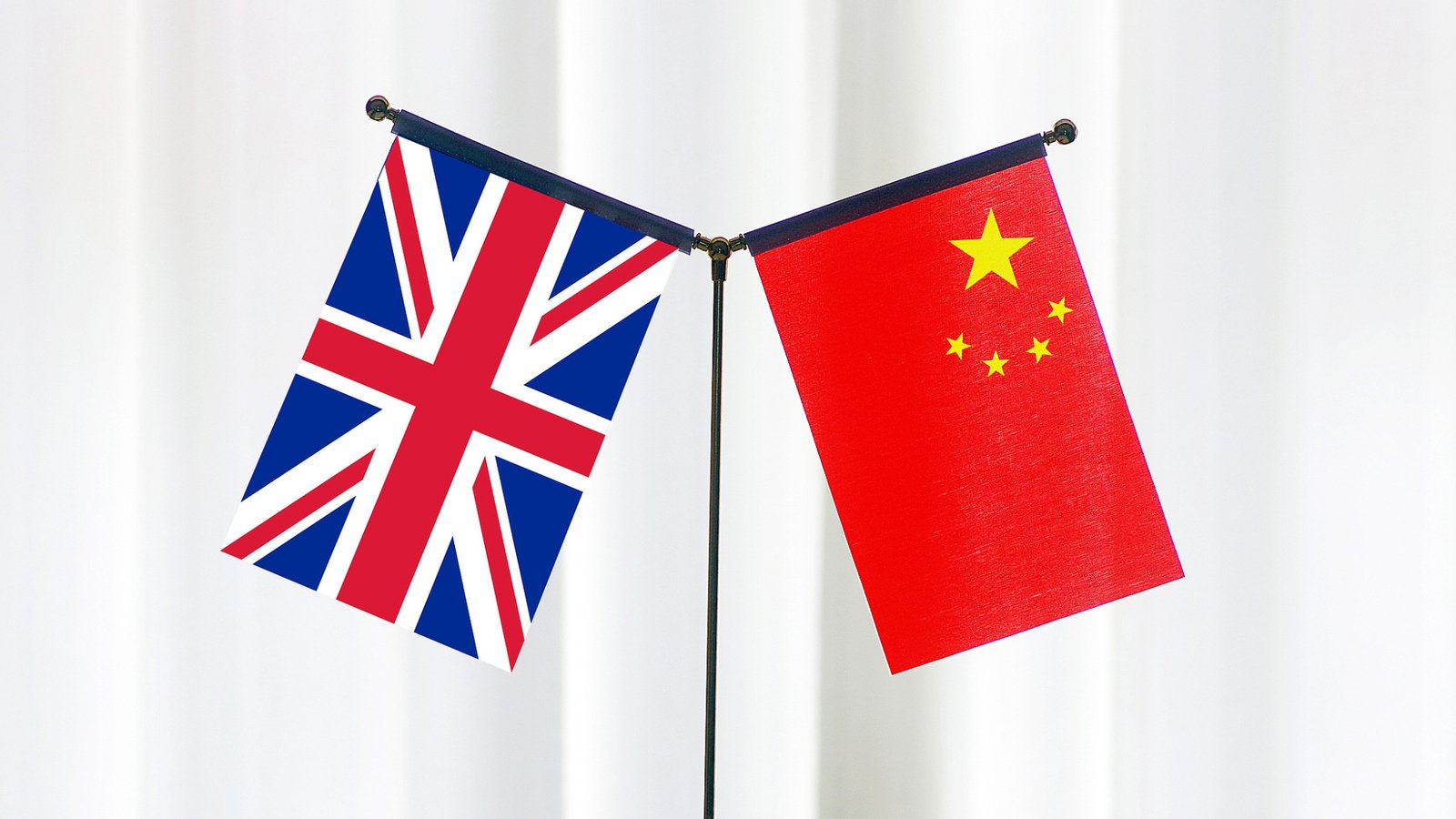 Xi Jinping a avut o convorbire telefonică cu Andy Burnham